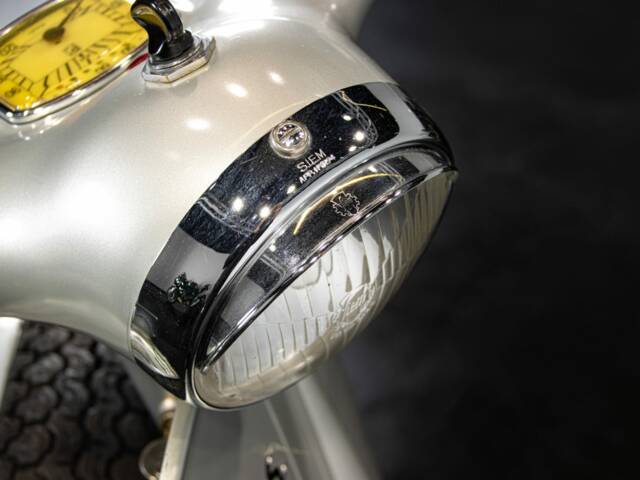 Piaggio Vespa 150 GS