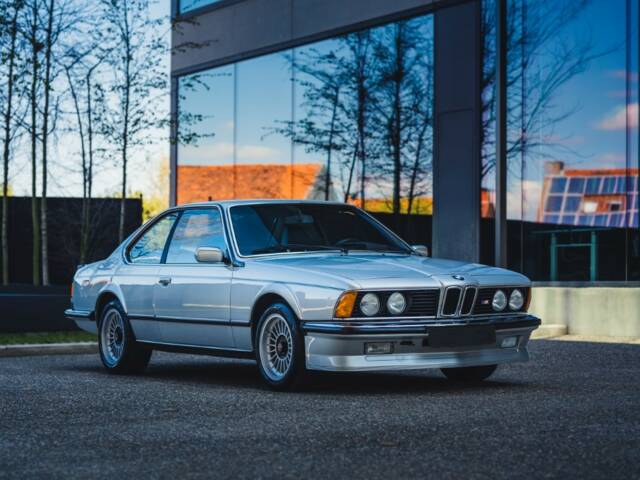 Immagine 1/53 di BMW M 635 CSi (1985)