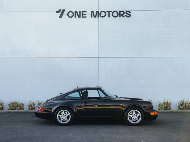 Porsche 911 Carrera 4