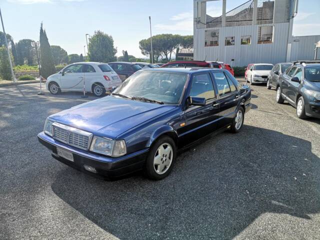 Lancia Thema 8.32