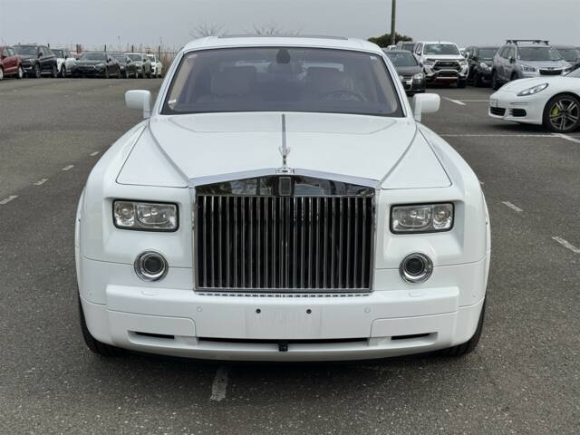 Image 1/56 of Rolls-Royce Phantom VII (2006)