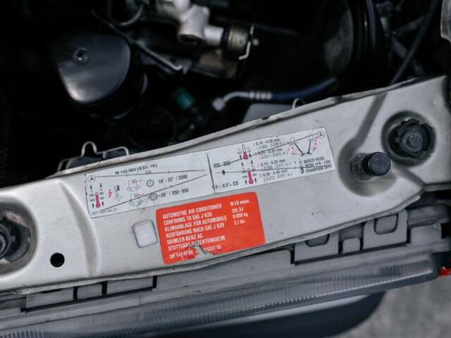 Mercedes-Benz 190 E 2.3-16