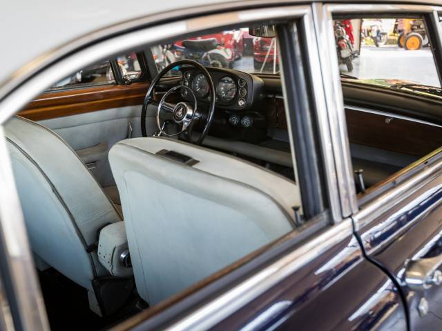 Rover 3.5 Litre Coupe