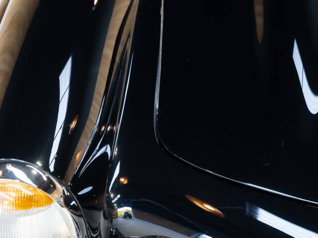 Mercedes-Benz 300 SL Roadster