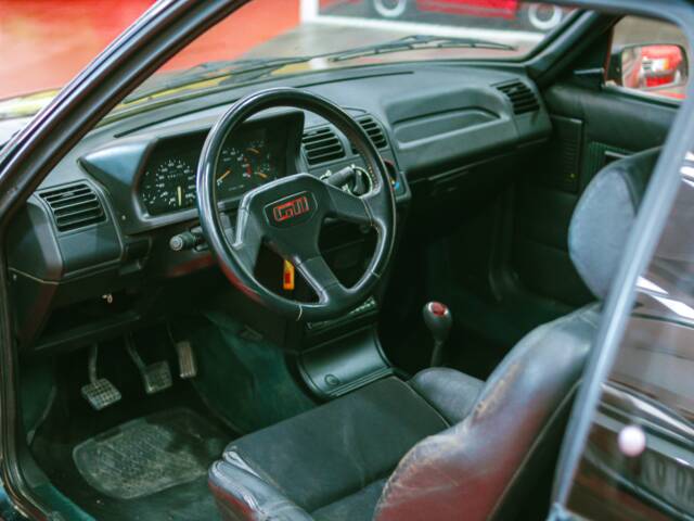 Peugeot 205 GTi 1.9
