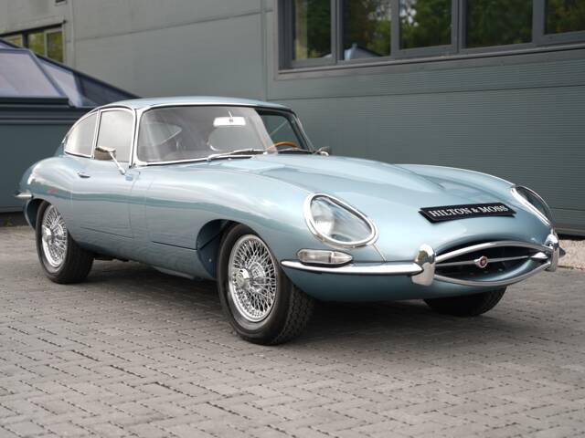 Jaguar E-Type 3.8