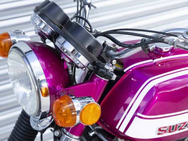Suzuki GT 750