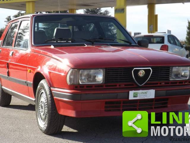 Afbeelding 1/9 van Alfa Romeo Giulietta 1.8 (1982)
