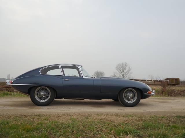Jaguar E-Type 3.8