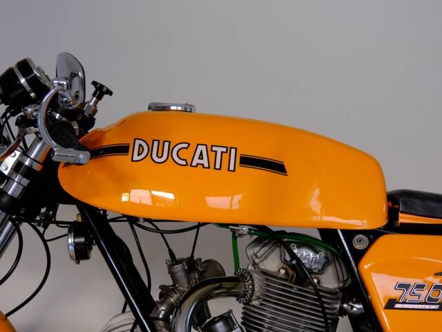 Ducati 750 Sport