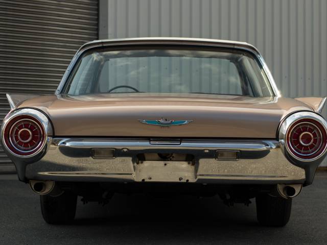 Ford Thunderbird