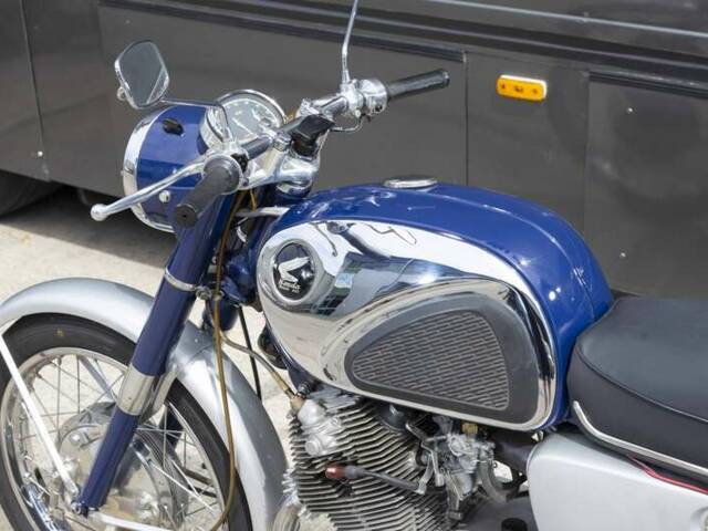 Honda CB 72