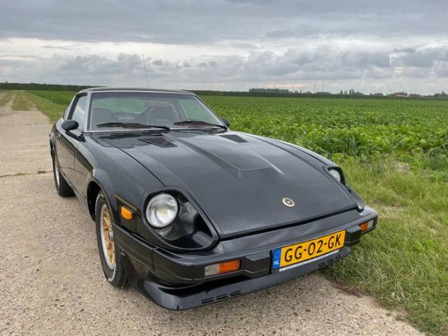 Image 1/9 of Datsun 280 ZX (1980)