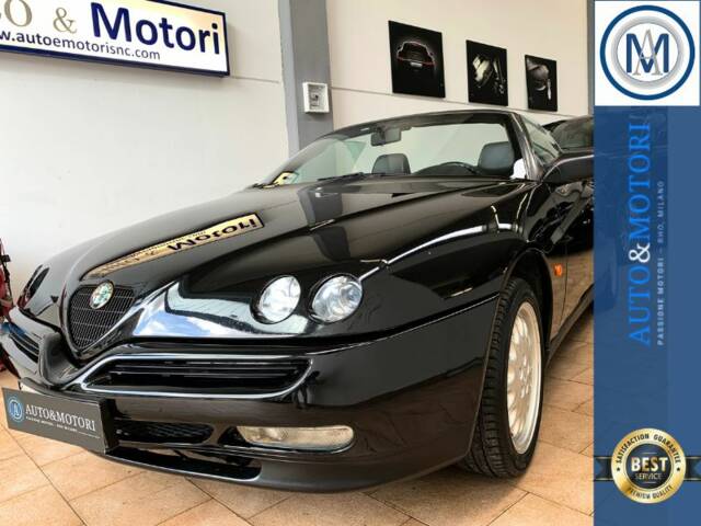 Bild 1/26 von Alfa Romeo Spider 2.0 Twin Spark 16V (1995)