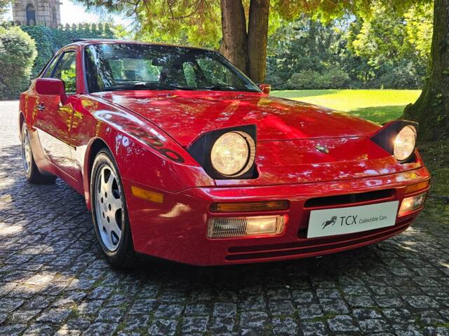 Porsche 944 Turbo