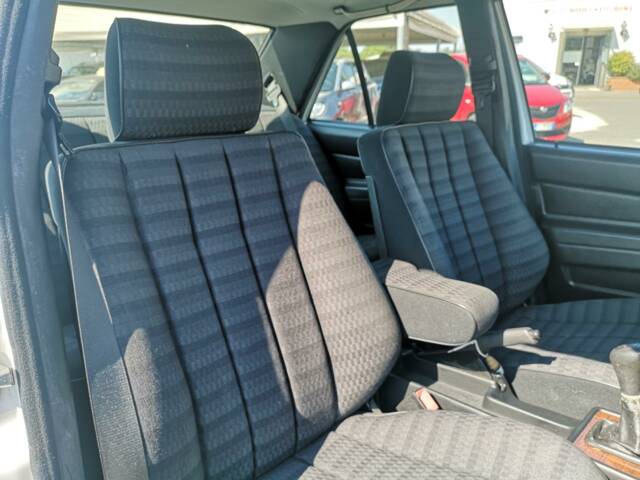 Mercedes-Benz 190 E 1.8