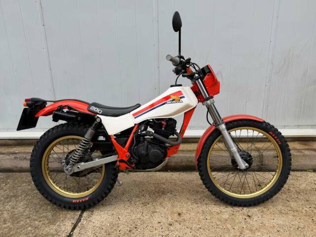 Honda TLR 200