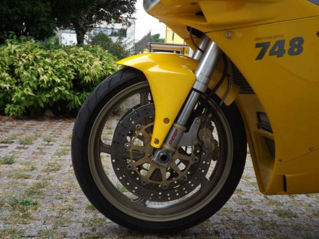 Ducati 748 Biposto