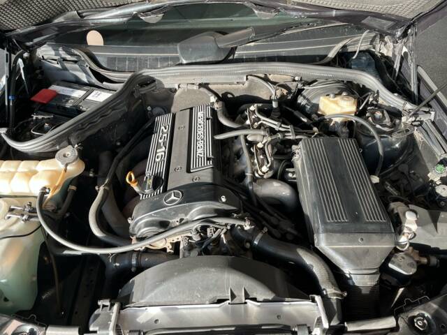 Mercedes-Benz 190 E 2.5-16