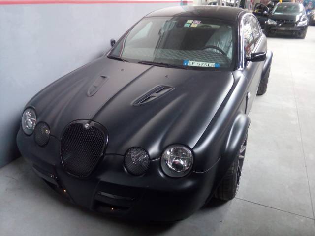 Bild 1/18 von Jaguar S-Type V8 S&#x2F;C (2002)