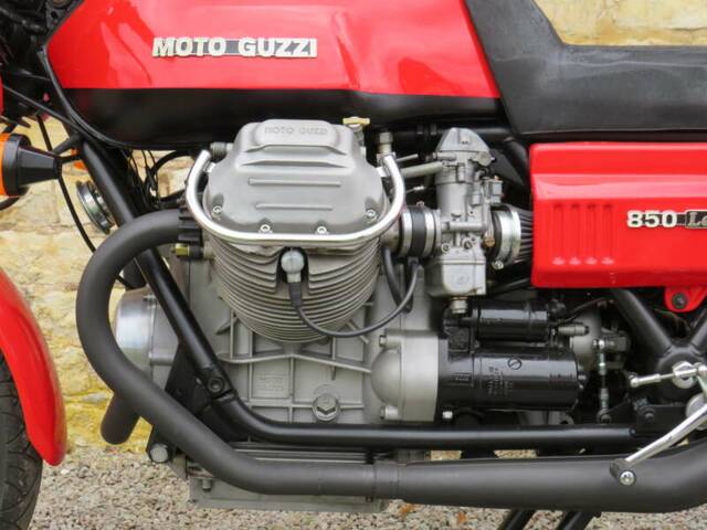 Moto Guzzi 850 LeMans