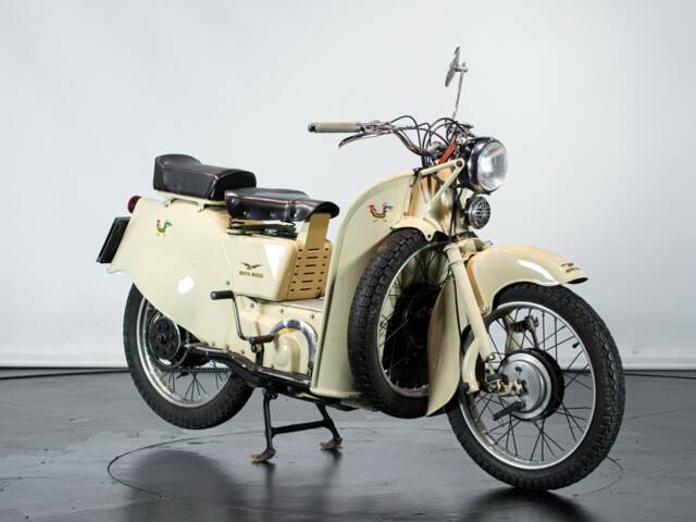 Moto Guzzi Galletto 160