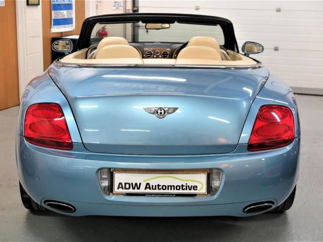 Bentley Continental GTC