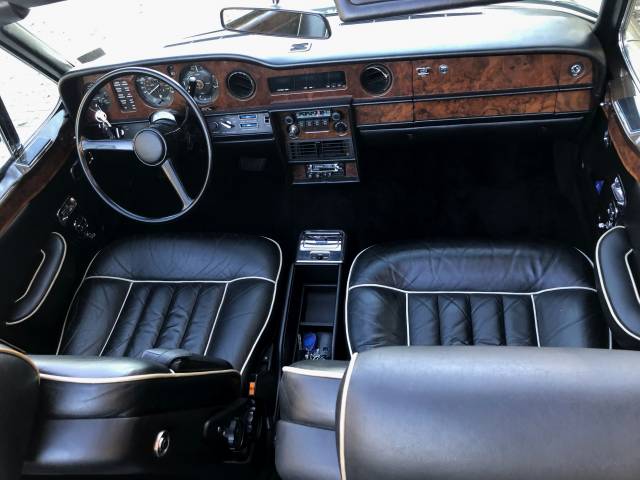 Rolls-Royce Corniche I
