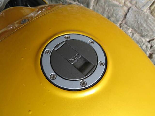 Triumph Daytona T595