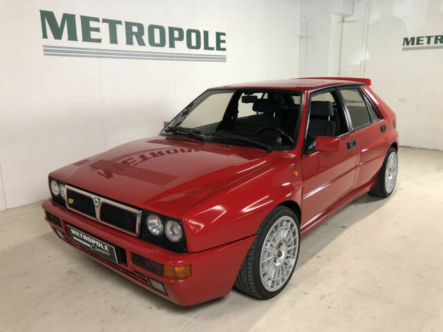 Image 1/33 of Lancia Delta HF Integrale Evoluzione I (1992)