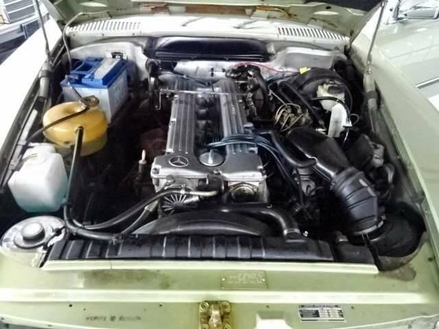 Mercedes-Benz 280 SLC