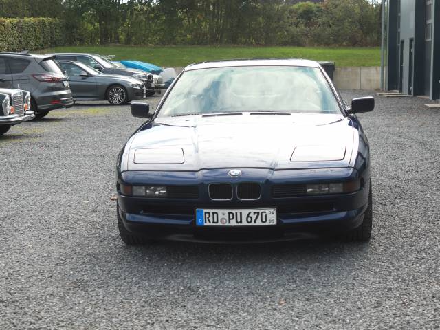 BMW 850i
