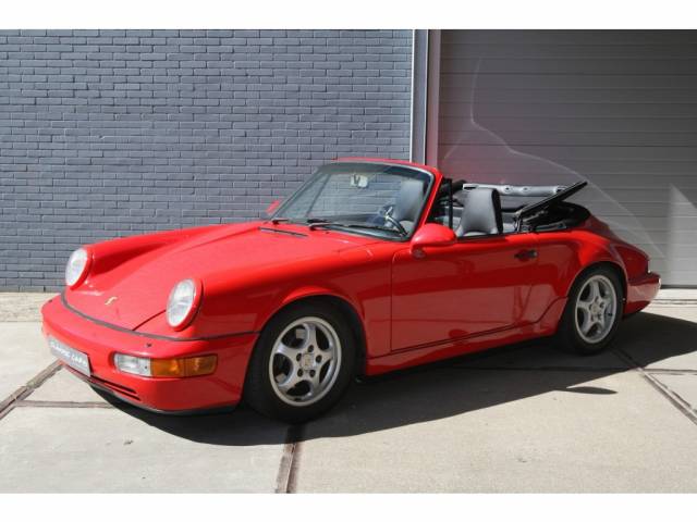 Porsche 911 Carrera 4