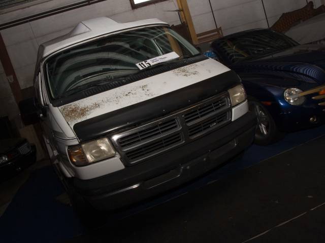 Bild 1/4 von Dodge Ram Van (1993)
