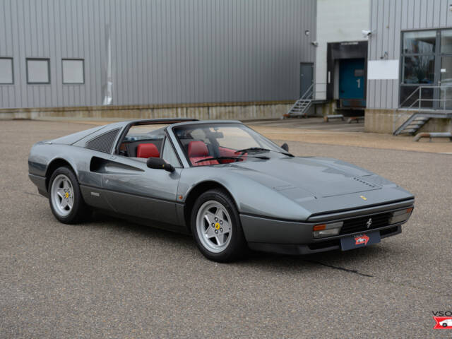 Image 1/34 of Ferrari 328 GTS (1986)