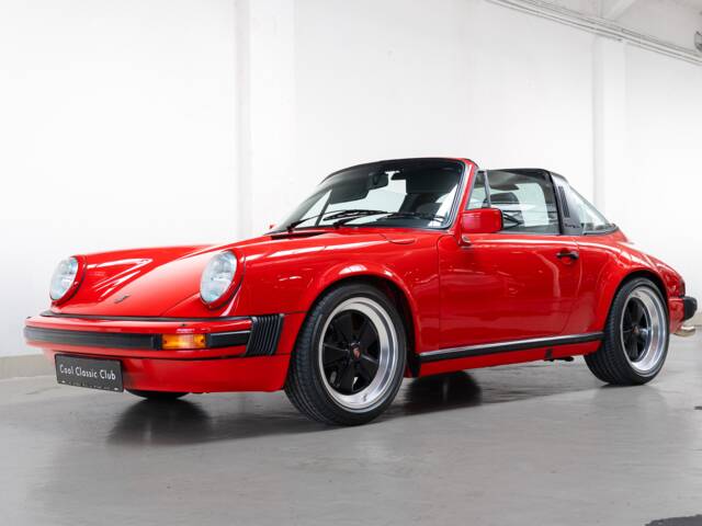 Porsche 911 Carrera 3.2