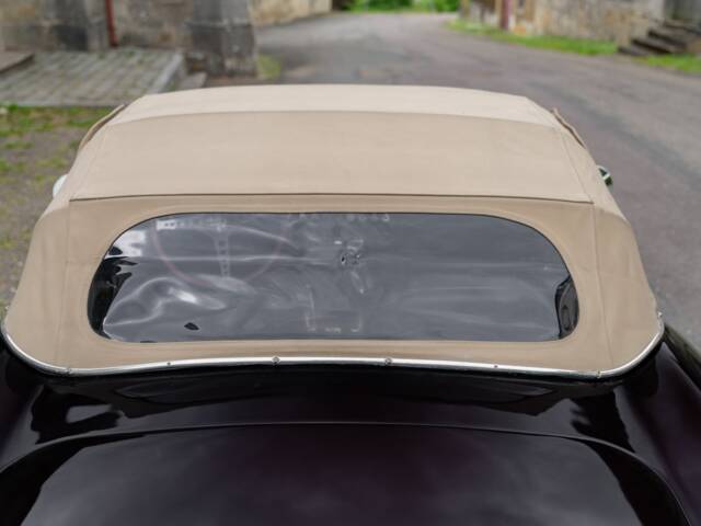 Jaguar E-Type 4.2