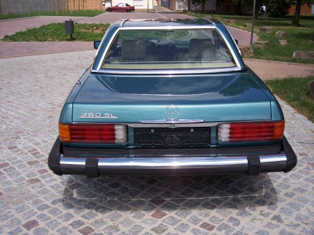Mercedes-Benz 380 SL