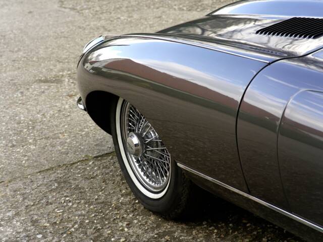 Jaguar E-Type