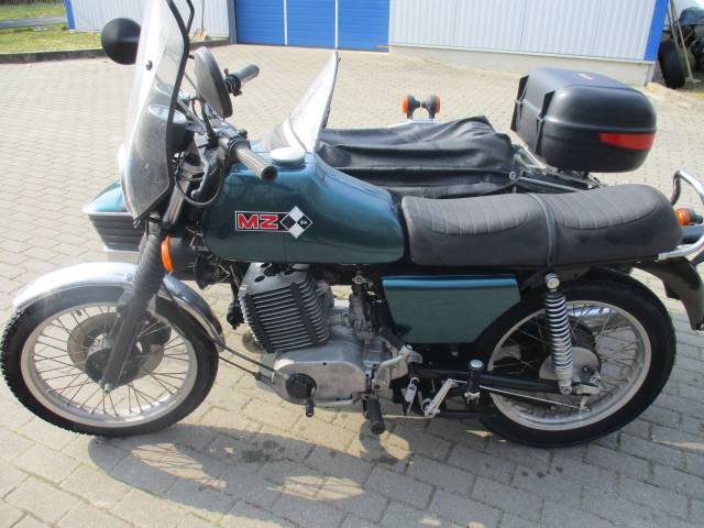 Bild 1/23 von MZ DUMMY (1988)