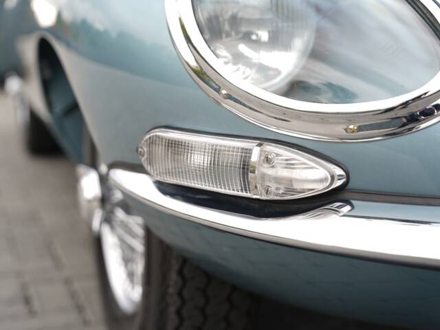 Jaguar E-Type 3.8