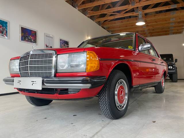 Mercedes-Benz 300 D