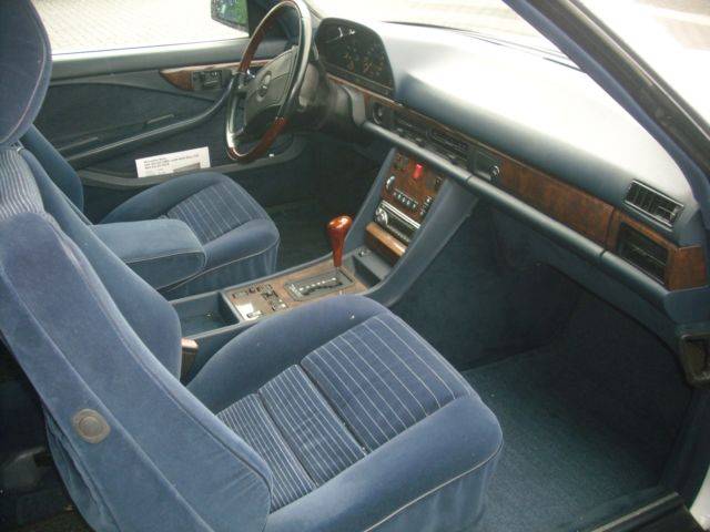 Mercedes-Benz 560 SEC