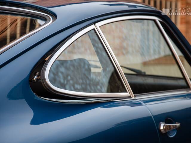 Porsche 911 2.4 T