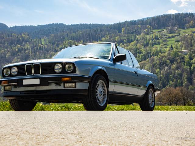 BMW 325i