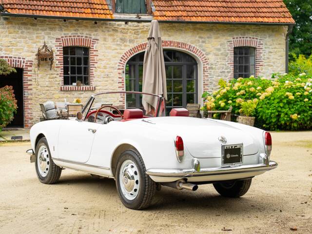 Alfa Romeo Giulia 1600 Spider