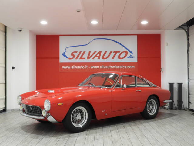 Imagen 1/15 de Ferrari 250 GT&#x2F;L Lusso (1963)