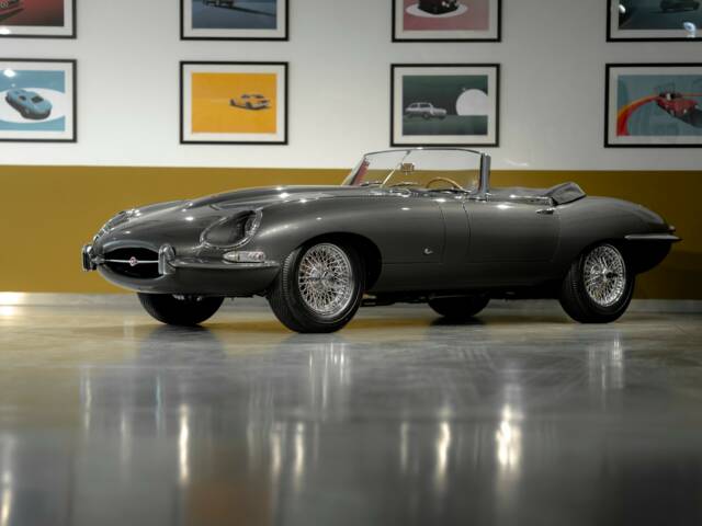Jaguar E-Type 3.8 Flat Floor