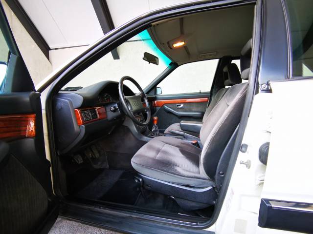 Audi 100 - 2.3 quattro