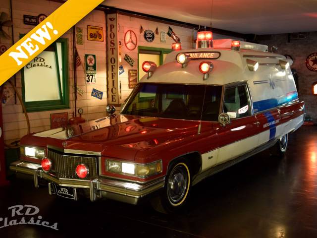 Cadillac Fleetwood 60 Ambulance
